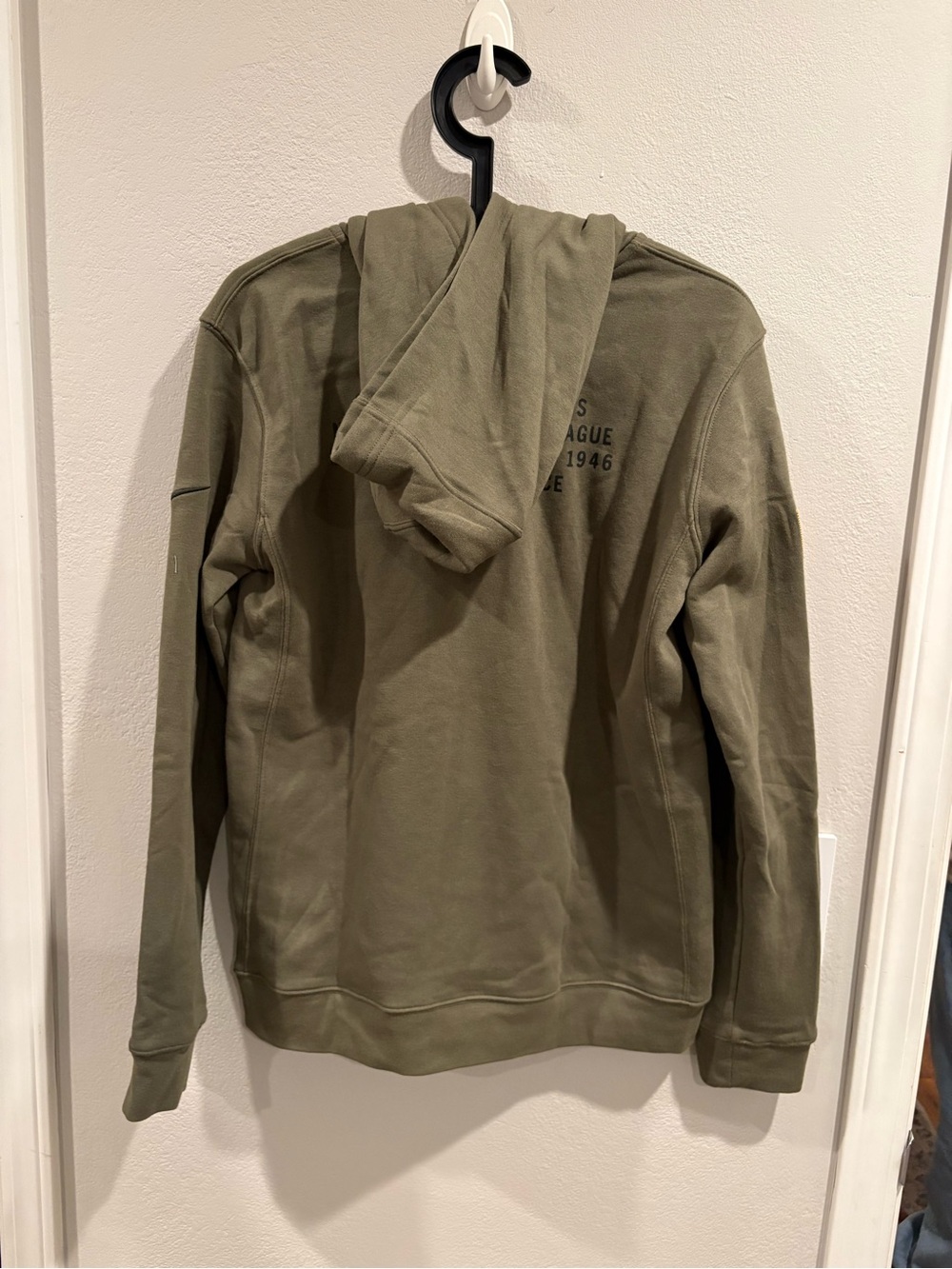 Nike San Francisco 49ers 2025 Salute to Service Club Fleece Hoodie Youth Size XL - Picture 7 of 13